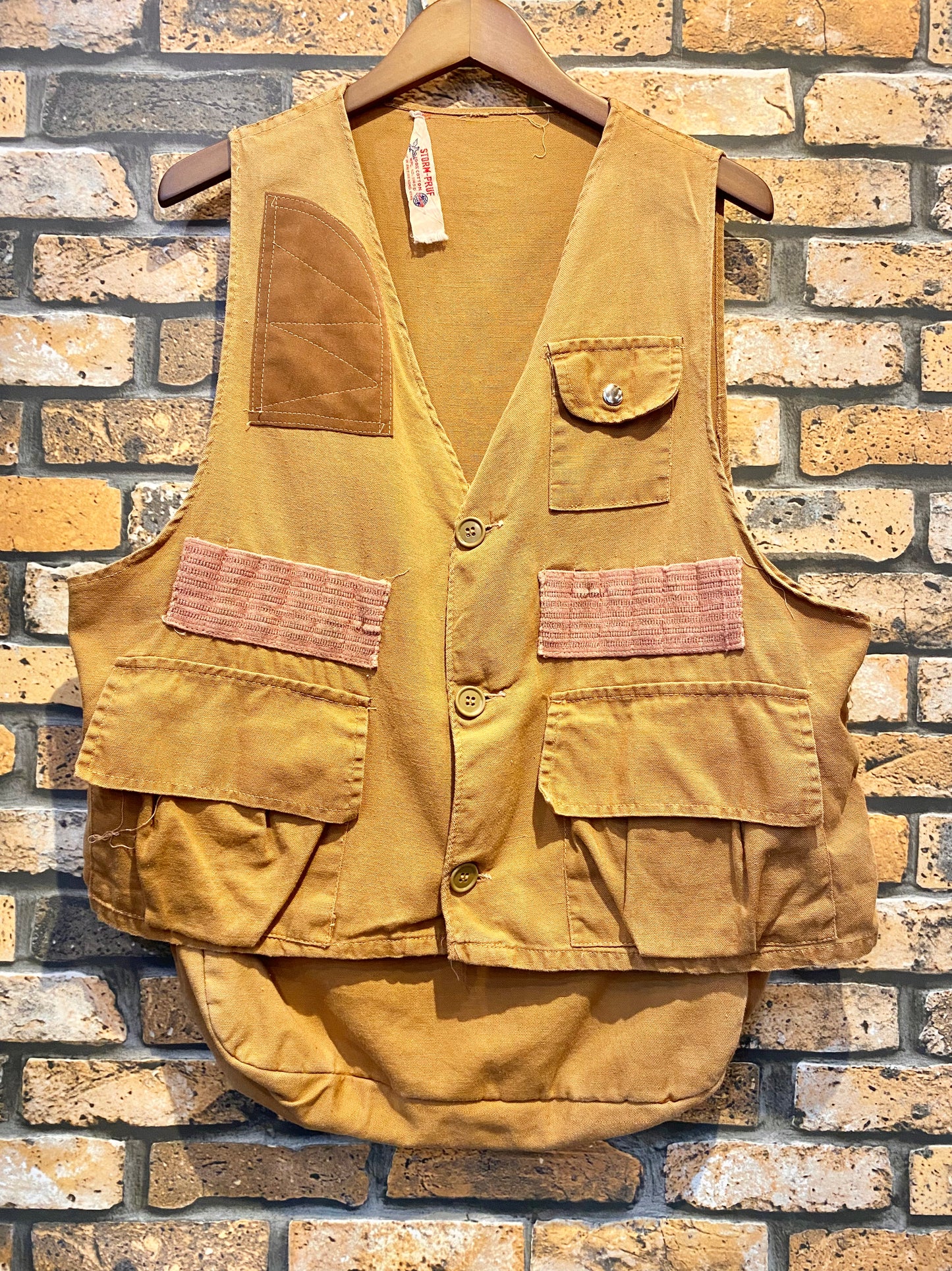 STORM-PRUF hunting vest 70's~