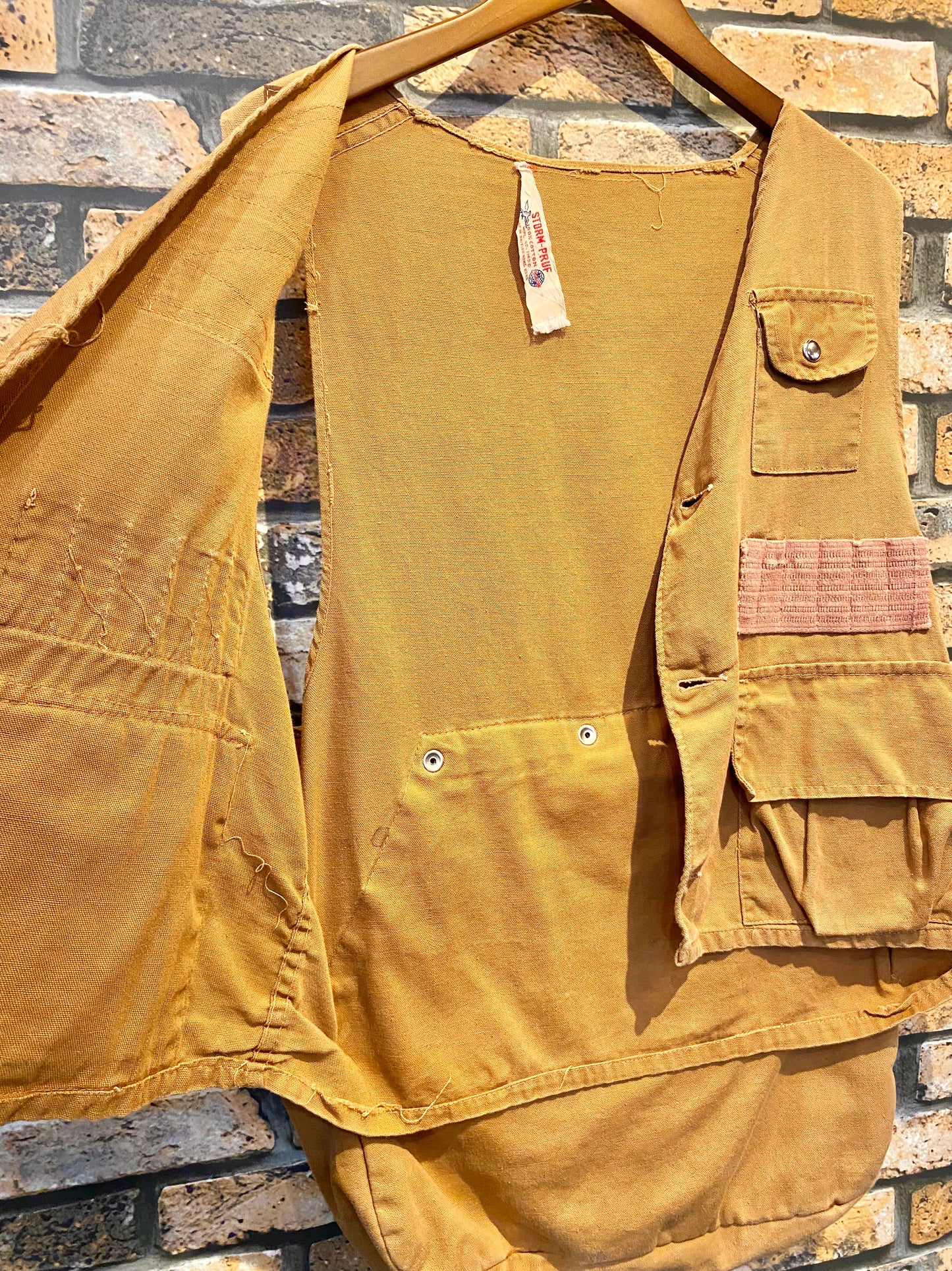 STORM-PRUF hunting vest 70's~