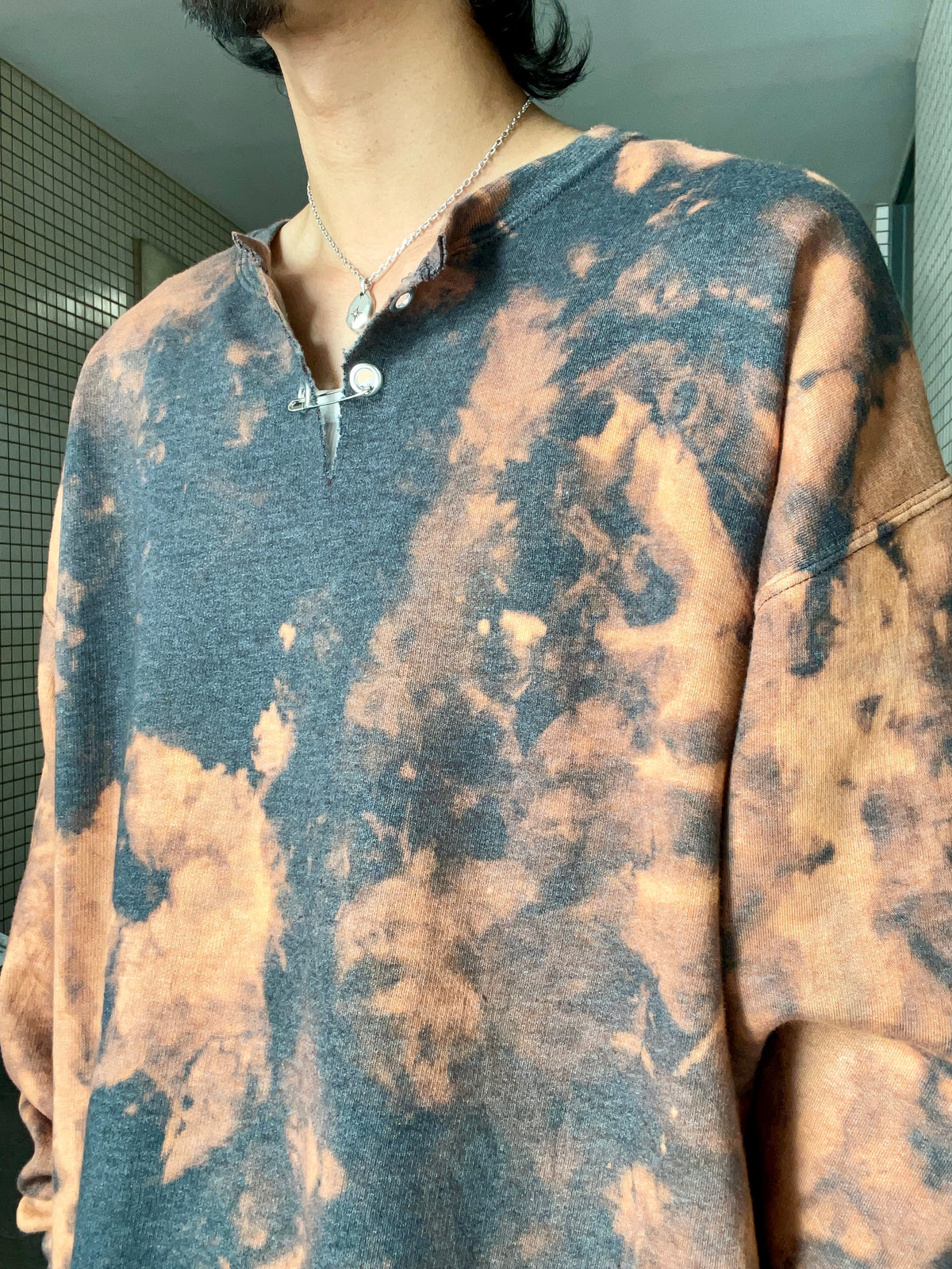 FRUIT OF THE LOOM sweat shirt bleach remake