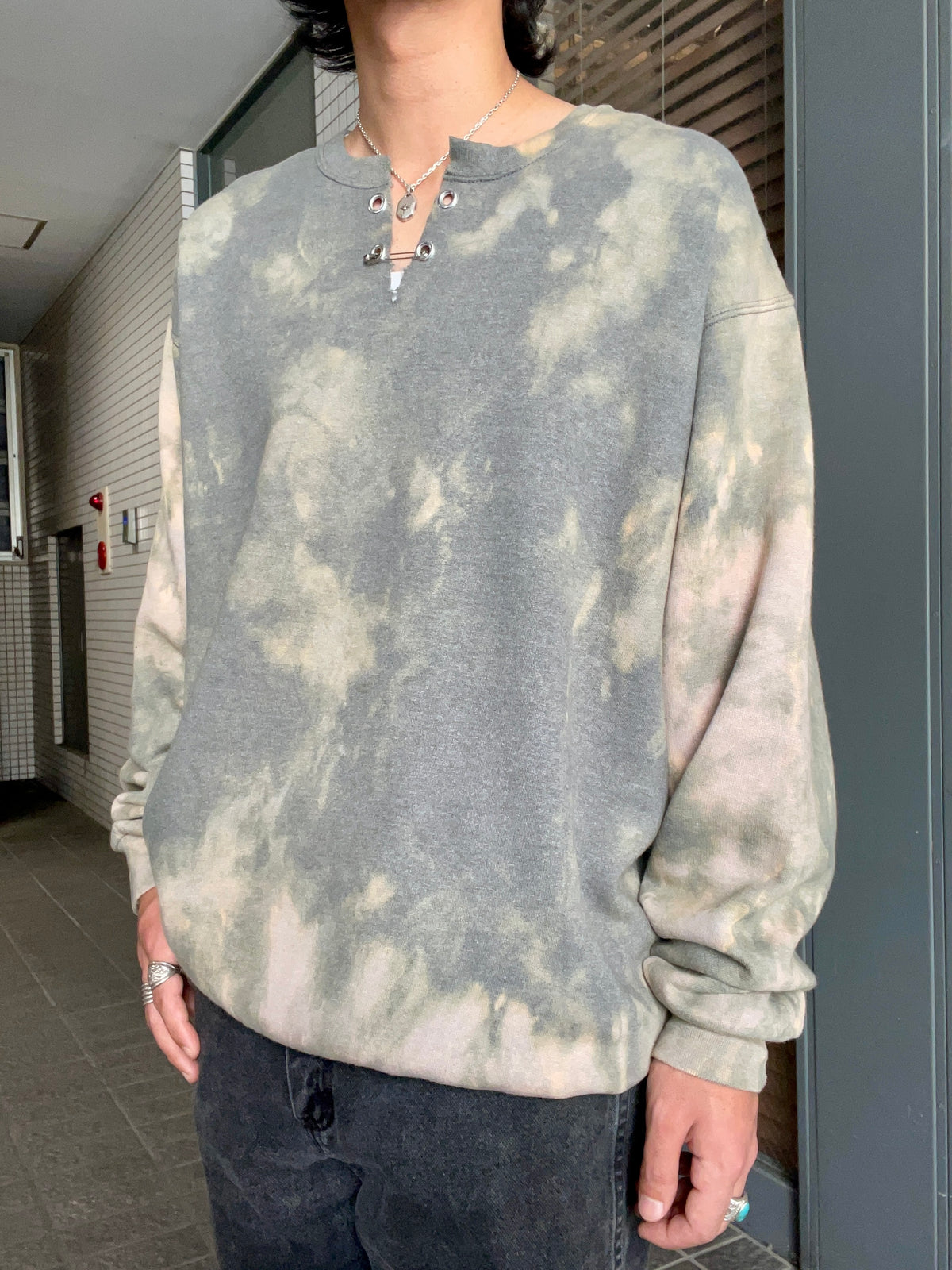 FRUIT OF THE LOOM sweat shirt bleach remake