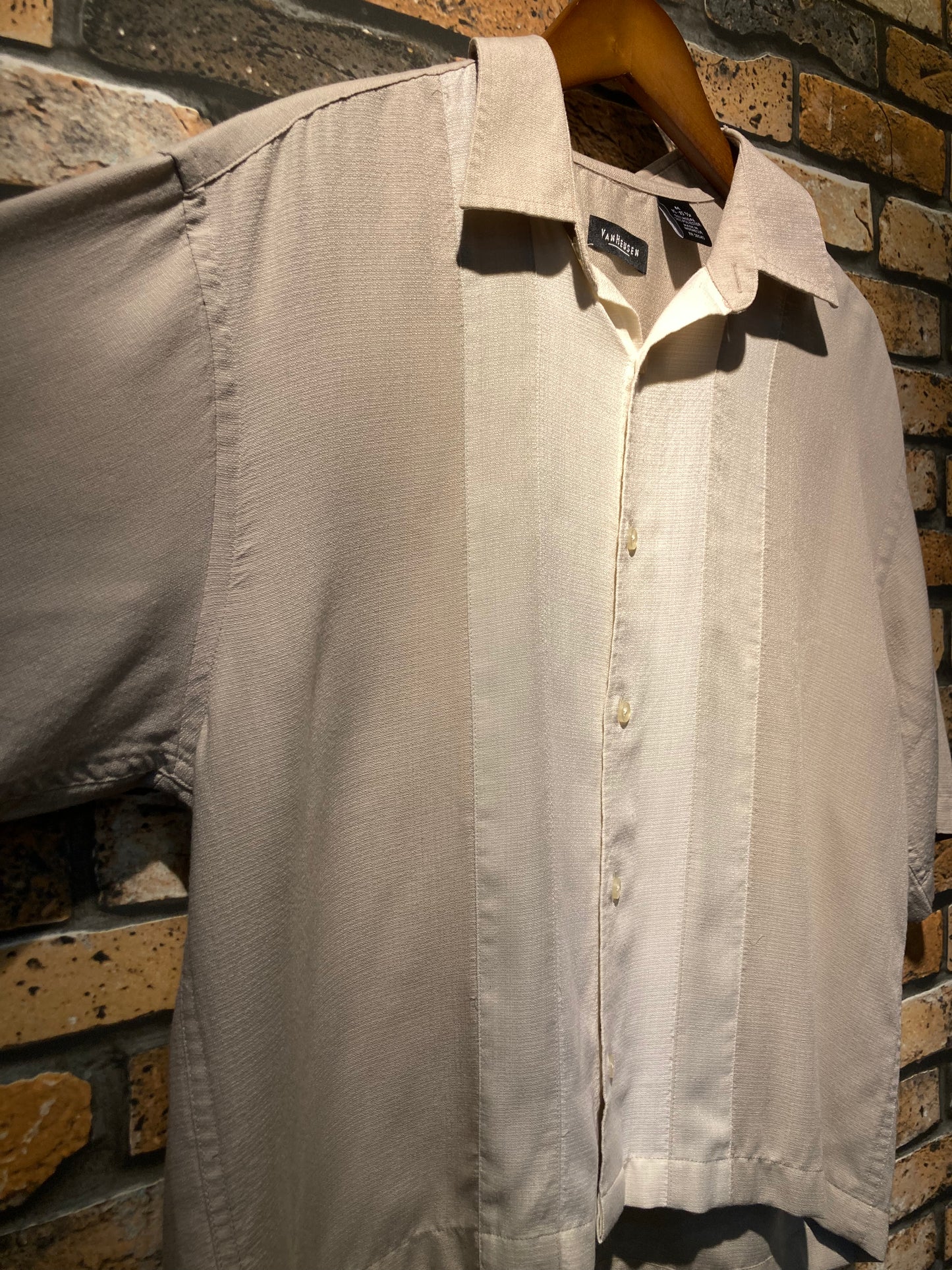 VAN HEUSEN Remake guayabera shirt