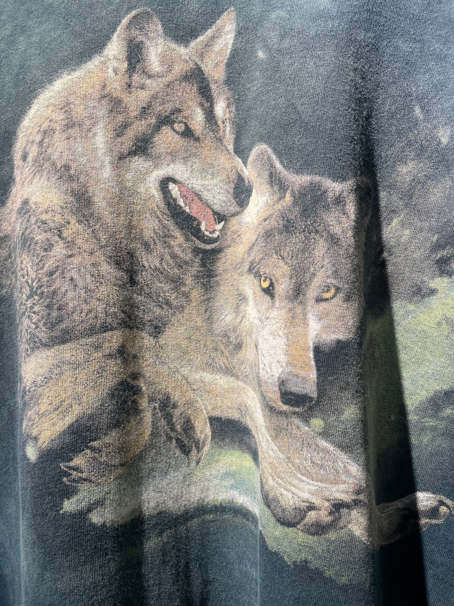 THE MOUNTAIN long sleeve−T wolf print