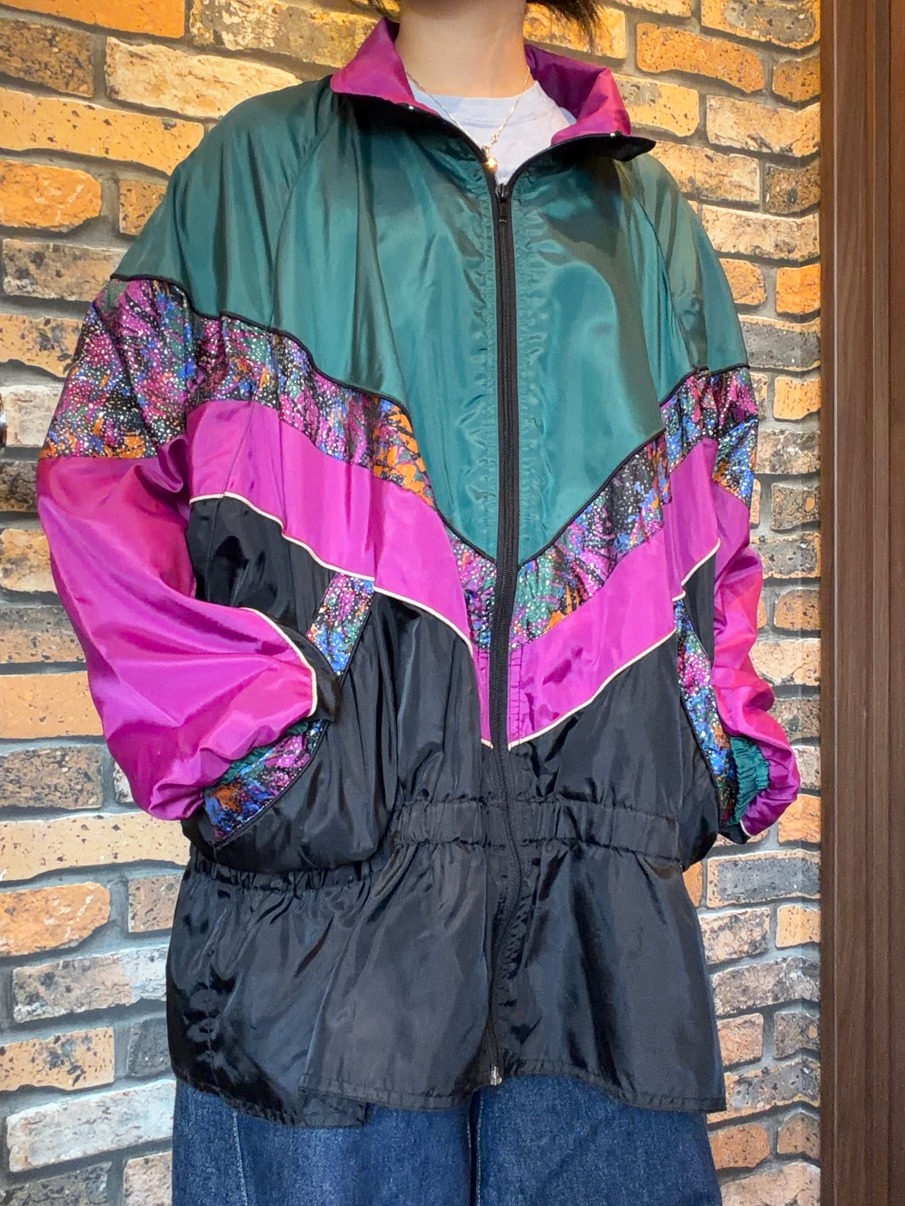 center aisle PLUS polyester jacket