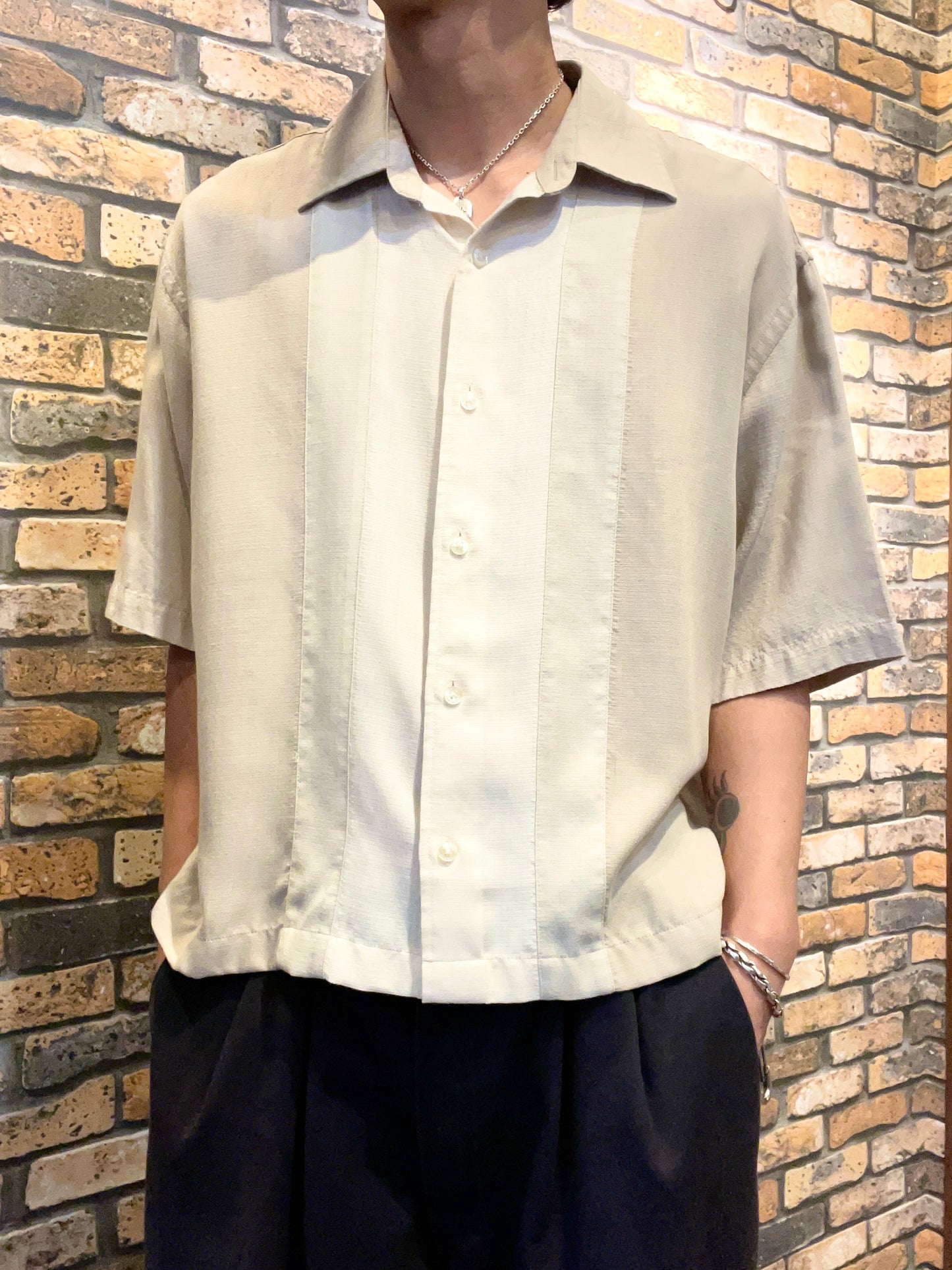 VAN HEUSEN Remake guayabera shirt