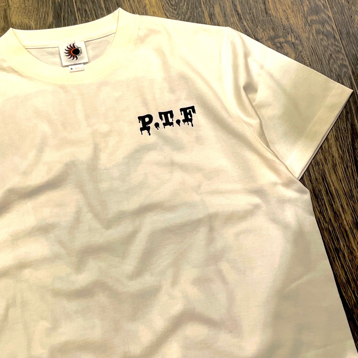 ”18YARD’s original T−shirt 　　　”Pecker The Funk"