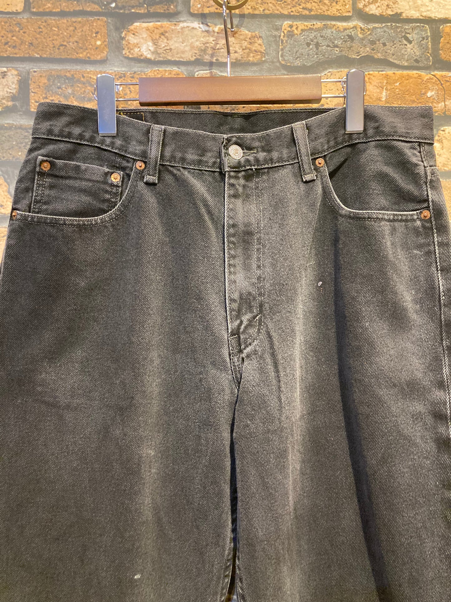 Levi's 550 black denim W35×L30