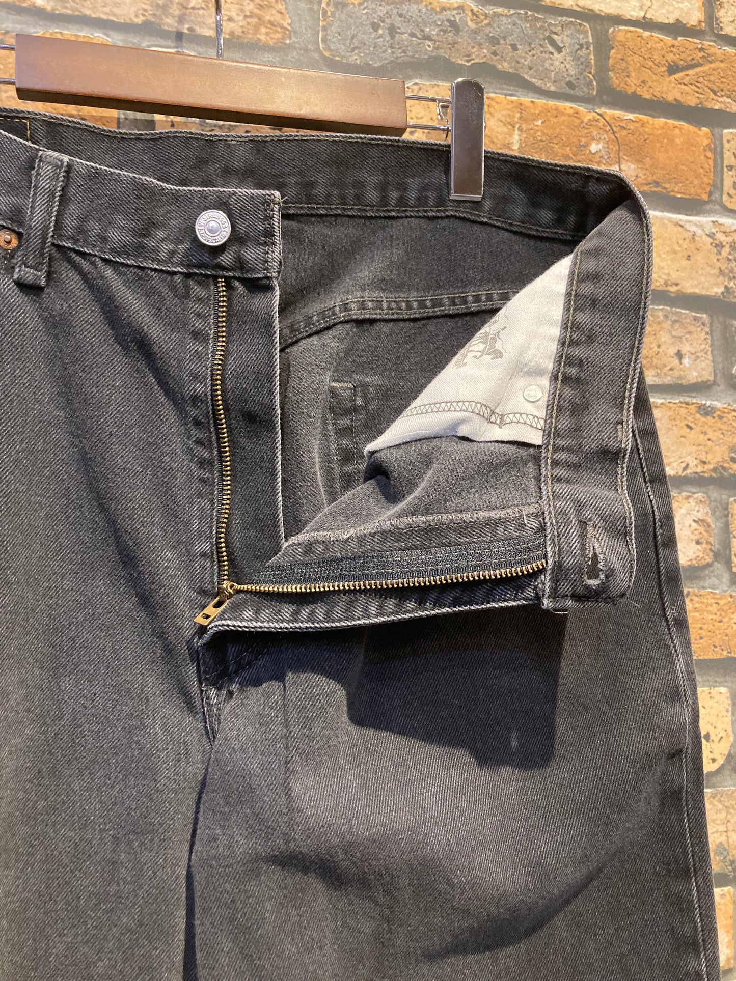 Levi's 550 black denim W35×L30