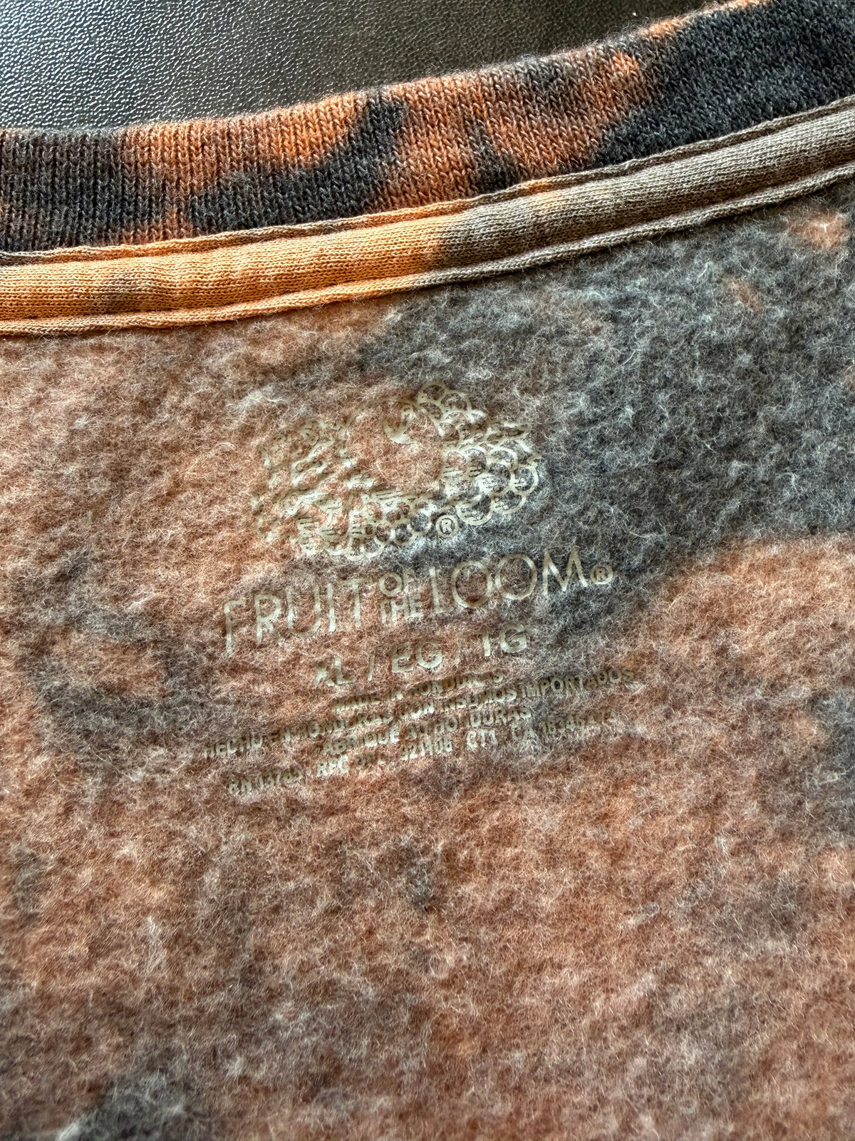 FRUIT OF THE LOOM sweat shirt bleach remake