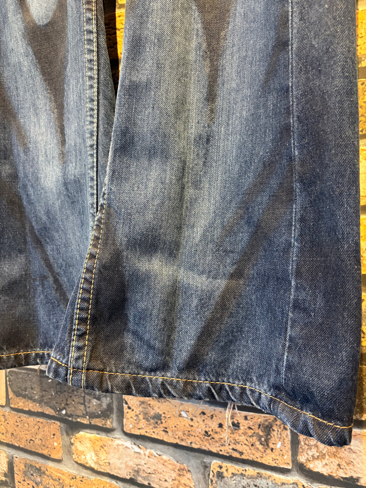 Levi's Euro 00's~ boot cut