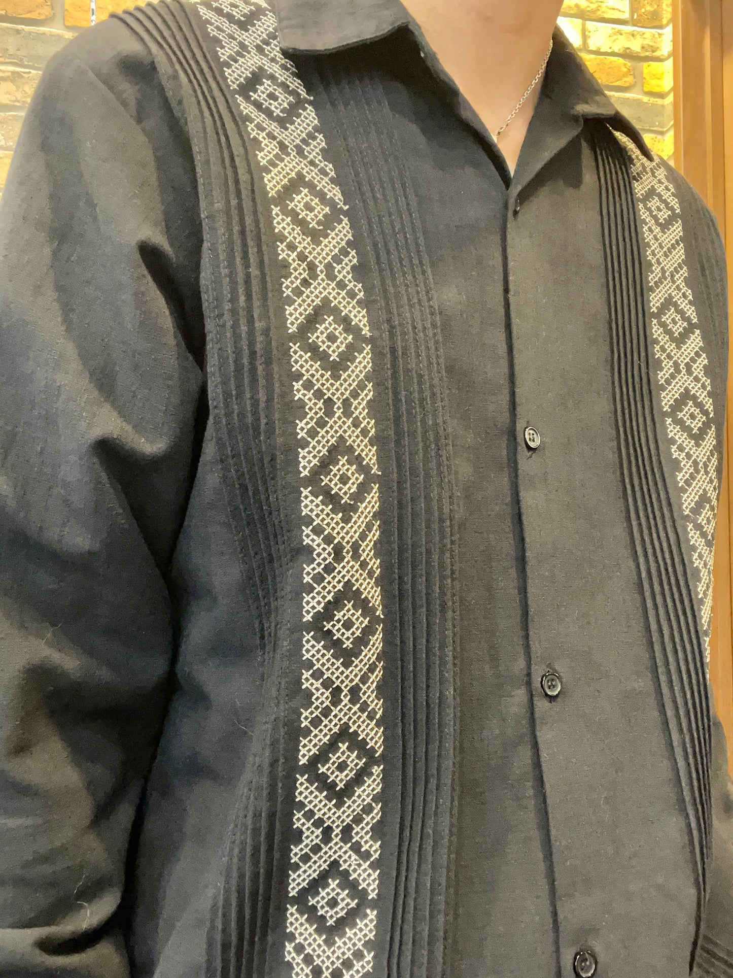 linen long-sleeve guayabera shirt