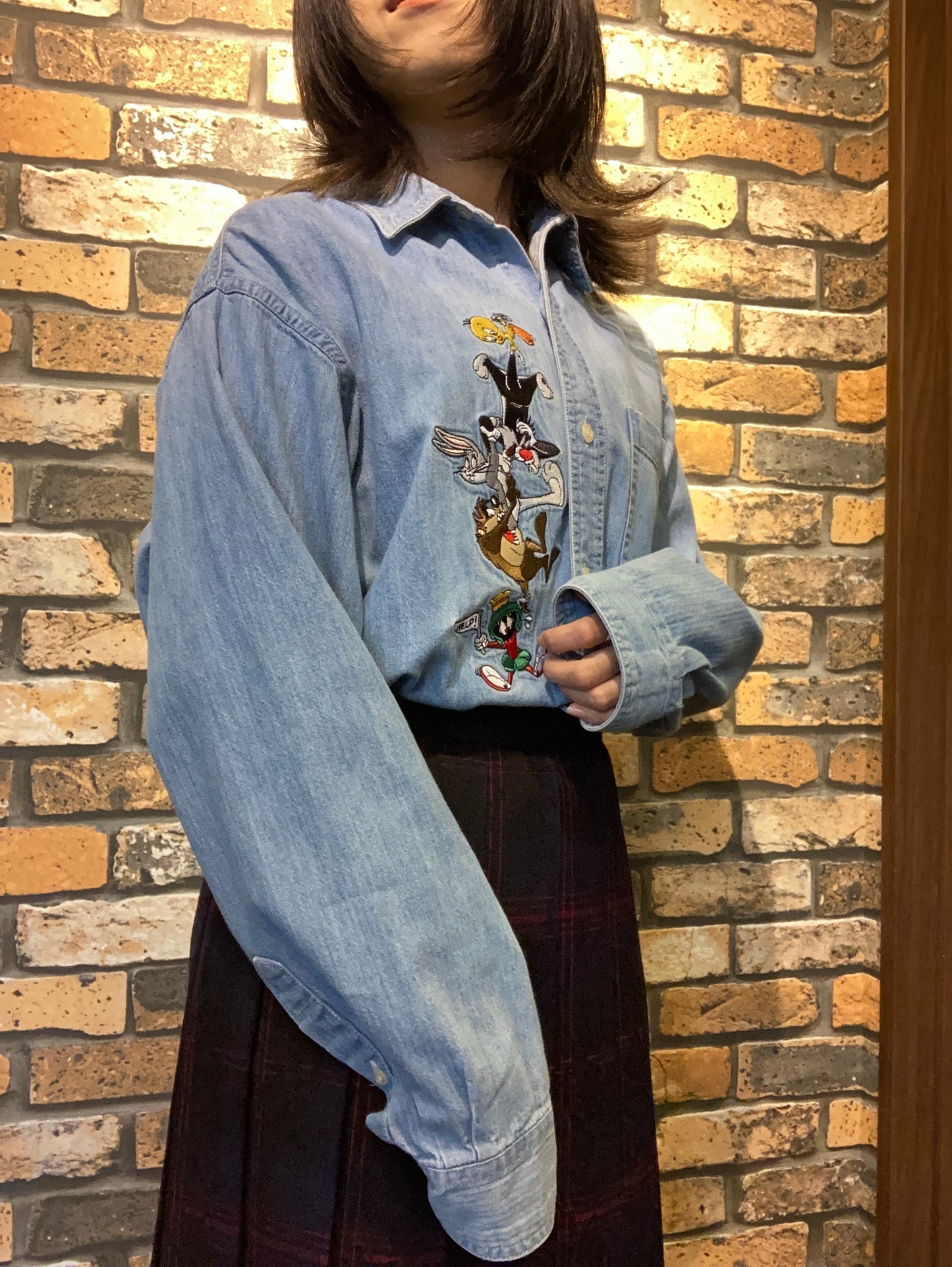 LOONEY TUNES denim shirt 90's~
